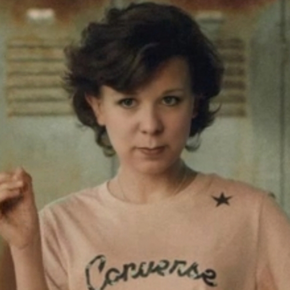 Meet your Posher, Brenda - Picture 2 of 2